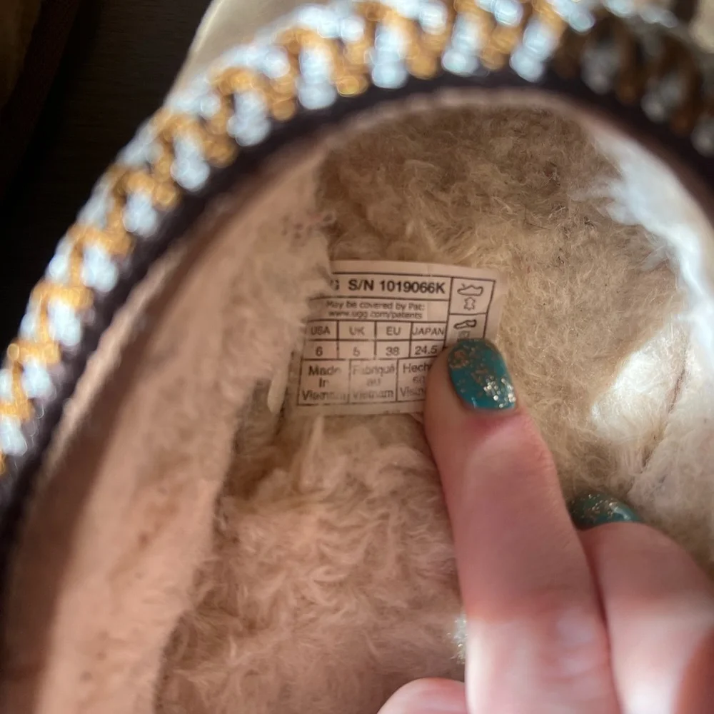 UGG Tasman Slippers - Picture 6 of 8